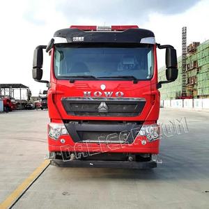 Tout nouveau HOWO 12000 litres 6x4 réservoir d'eau prix du <span class=keywords><strong>camion</strong></span> de pompiers - Product Image 2