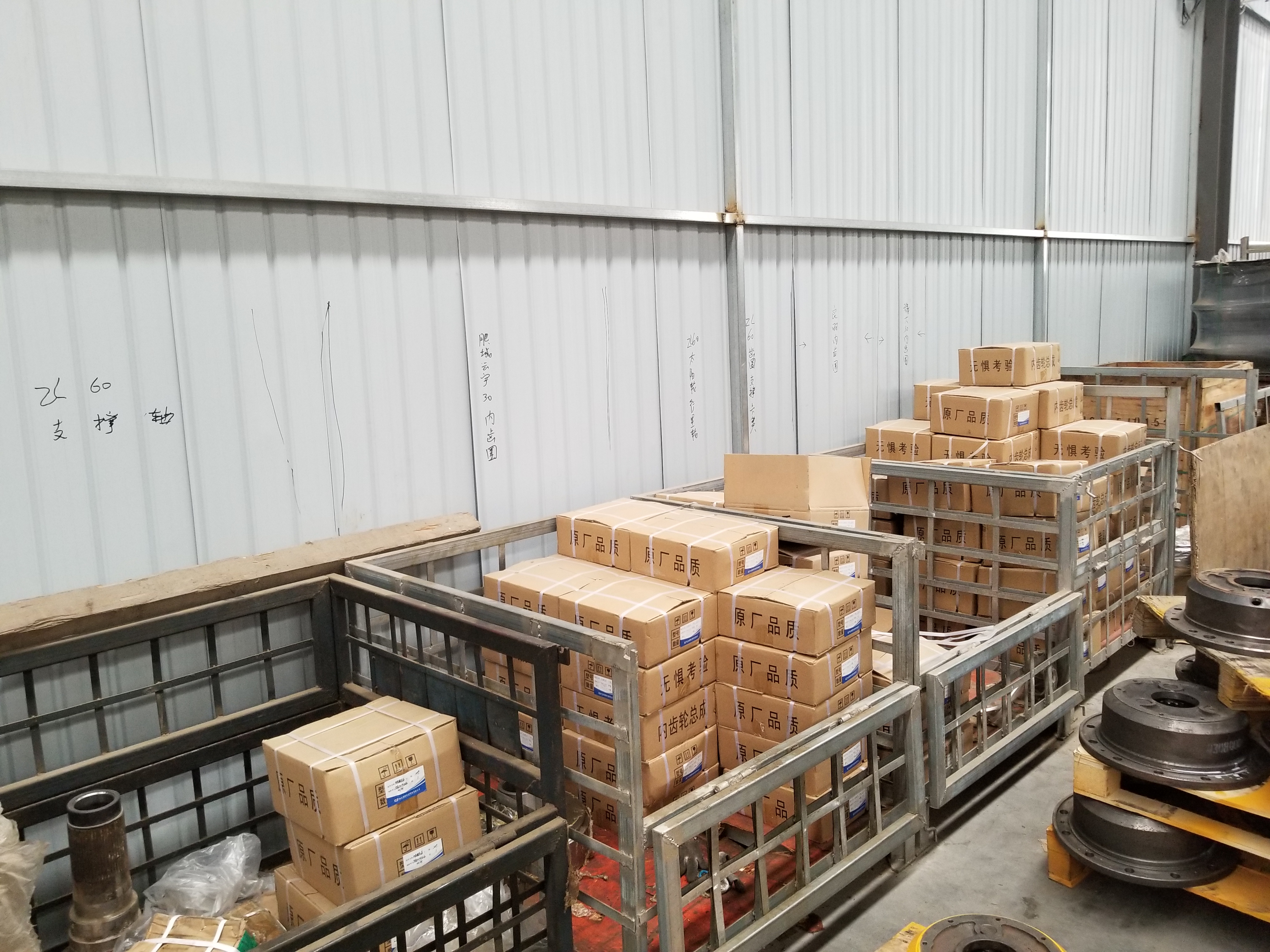 931 5本　　250 5本 1379671-5 : TH/.025 Connector System Automotive Housings