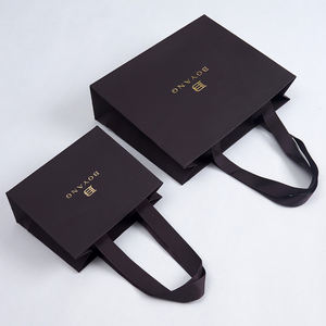 Boyang vente en gros sac en papier cadeau bijoux en carton noir de luxe imprimé personnalisé avec votre propre logo - Product Image 2