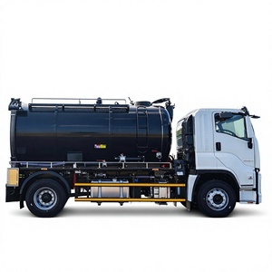 Camión de Succión de Aguas Residuales Isuzu Juke de 13 Metros Cúbicos con Transmisión Automática, Vehículo Todo en Uno para Eliminación de Residuos Fecales y Desatascado de Tuberías - Product Image 1