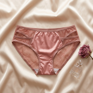 Culottes élégantes en nylon et dentelle pour femmes, taille mi-haute, en maille transparente, séchage rapide, respirantes, douces et extensibles, vente en gros - Product Image 3