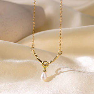 Hot Selling Edelstahl 18 Karat vergoldete Halskette Zierliche Geometrie Perle Anhänger Halskette Modeschmuck Halskette für Frauen - Product Image 3