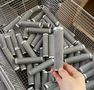 Utilisé Réutilisable En Acier Inoxydable 304 Tube Filtrant Séparation Industrielle Forme de Trou Carré Technique Tissé Pompe Maille Noyau Composants - Product Image 4