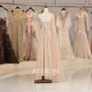 Elegantes, schlichtes Champagner-Abschlussballkleid mit sexy V-Ausschnitt, A-Linie, schulterfrei mit Tüll, bodenlanges Abendkleid - Product Image 2