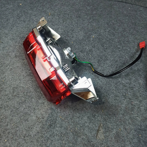 Motorrad zubehör S <span class=keywords><strong>Hell</strong></span> für Zuma Tank 150c Scooter Shell BWS Motorrad modifiziertes Side Shell Light - Product Image 6