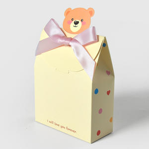 Bolsa <span class=keywords><strong>de</strong></span> mano <span class=keywords><strong>de</strong></span> papel con estampado <span class=keywords><strong>de</strong></span> oso y tarjeta blanca <span class=keywords><strong>de</strong></span> 300G, caja <span class=keywords><strong>de</strong></span> regalo <span class=keywords><strong>de</strong></span> fiesta <span class=keywords><strong>de</strong></span> género <span class=keywords><strong>para</strong></span> bebé recién nacido, cinta <span class=keywords><strong>de</strong></span> embalaje plegable cuadrada - Product Image 6