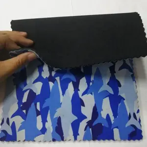 制造商高弹性聚酯材料2毫米彩色迷彩氯丁橡胶织物片材