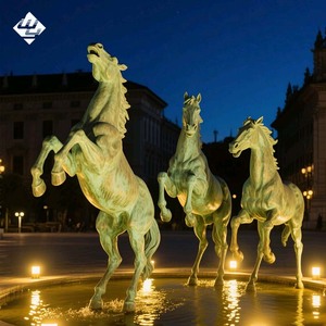 Hermosa Escultura de Caballos de Bronce de Tamaño Real, Arte Decorativo Moderno y Famoso para Parques y Jardines al Aire Libre - Product Image 1