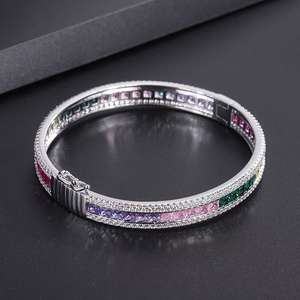 Impresionante Conjunto de Anillo y Brazalete con Circonitas Cúbicas Multicolor en Corte Cuadrado, Estilo Arcoíris, para Fiestas y Vacaciones de Lujo - Product Image 6