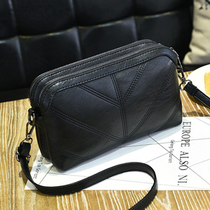 2022 untuk <span class=keywords><strong>Amazon</strong></span> tas kurir Double-Deck wanita kulit PU terlaris tas Fashion bergaris dengan dekorasi bunga gaya Jepang untuk - Product Image 2