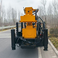 Appareils de forage de forage montés sur camion 300m 400m moteur 65kw 78kw disponible facile à utiliser machine de forage rotatif à eau