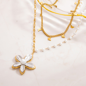 Collar de Perlas de Acero Inoxidable con Colgante de Flor, Cadena de Clavícula de Oro de 18K, para Uso Diario - Product Image 2