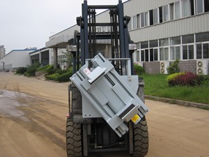 리안동 회전 드럼 클램프 지게차 어태치먼트, 360도 °   55갤런 스틸 및 플라스틱 드럼용 유압 드럼 핸들러 - Product Image 6