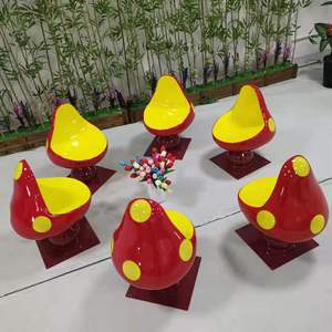 Set Decorazioni Candyland: Sedia e Tavolo in Resina Stile Gelato/Frutta/Animali - Product Image 6