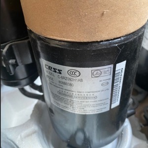 Compresseur frigorifique HYZL C-R220L4AL pour climatisation, entrepôt frigorifique et pompe à chaleur - Product Image 1