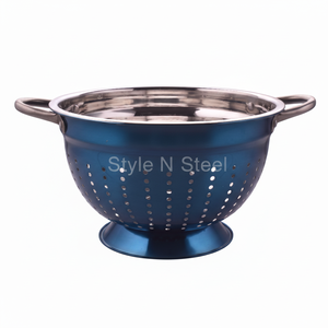 Passoire en acier inoxydable pour tous les jours avec poignée pour légumes, fruits, nouilles, design de panier pour les familles - Product Image 1