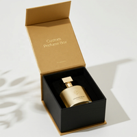 Boîte magnétique personnalisée pour ensemble de soins de la peau avec un élégant emballage cadeau en boîte blanche ivoire