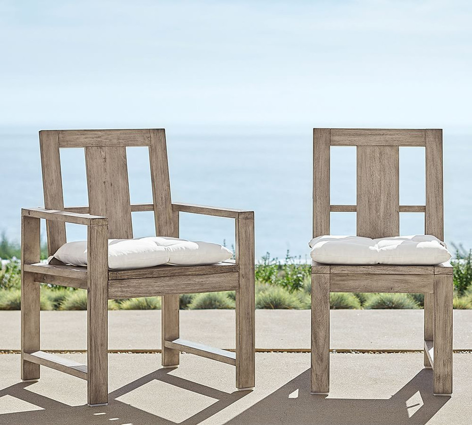 2024 Classic Outdoor Exterior Villa Patio Garden Hotel Swimming Pool Table And Chair Set Furniture Dinning Set