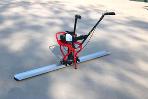 Compacteur vibrant motorisé rouge avec moteur haute puissance pour utilisation sur routes en béton et sols plats - Product Image 2
