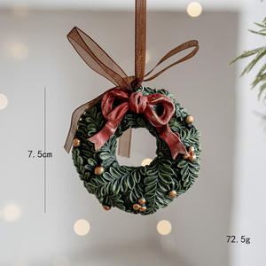 Nouveau produit décoration <span class=keywords><strong>de</strong></span> Noël nordique rétro décoration d'arbre <span class=keywords><strong>de</strong></span> Noël résine elfe cloche cheval <span class=keywords><strong>de</strong></span> Troie pendentif - Product Image 6