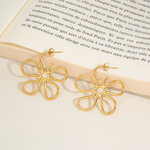 Pendientes de Acero Inoxidable Hipoalergénico con Baño de Oro de 18k, Diseño Floral Brillante, Línea Boho, Colección Otoño-Invierno 2026, Estilo <span class=keywords><strong>Barcelona</strong></span> Vacaciones, Joyería para Mujer Dazan - Product Image 1