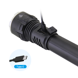 <span class=keywords><strong>Lampe</strong></span> torche LED <span class=keywords><strong>de</strong></span> chasse XHP70 la plus puissante <span class=keywords><strong>de</strong></span> 90 000 <span class=keywords><strong>lumens</strong></span> avec batterie 26650 et port USB - Product Image 4