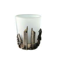 Vasos de cerveza de vino personalizados artesanales de metal con logotipo personalizado para hoteles decoración minimalista Europea artículos promocionales de recuerdo