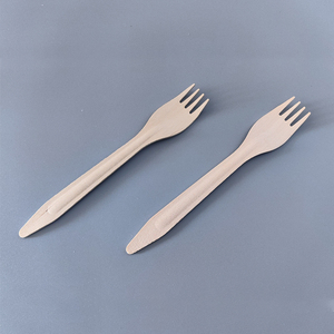 شوكة خشبية قابلة للتحلل الحيوي 165 مم، أدوات مائدة قابلة للتحلل من خشب البتولا، طقم أدوات طعام آمنة للطعام، مصقولة وناعمة - Product Image 3