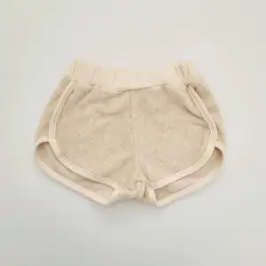 2022 Hochwertige Großhandel Baby Boy Sommerkleid ung Kurzarm T-Shirt Shorts Zweiteiliges Terry Handtuch Kleidung Set
