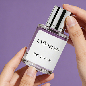 Perfume Árabe en Aerosol de Bolsillo con Fragancia Amaderada y Especiada, Larga Duración, Ecológico, Aroma de Rosa y Cuero en Polvo de Lujo - Product Image 2
