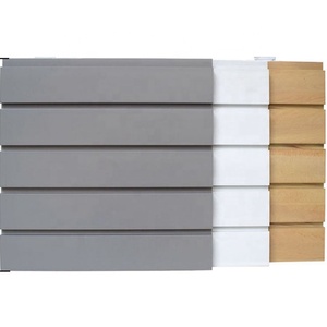 Heißer Verkauf: Amerikanischer PVC-Slatwall zur Lagerung – sofort lieferbar für Lagerhallen & Supermarktbedarf - Product Image 1