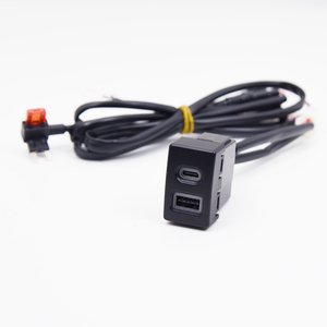 Adapté aux modèles <span class=keywords><strong>Mazda</strong></span> 6/2/<span class=keywords><strong>3</strong></span>/5 de 2004 à 2015, interface de charge rapide USB de type C pour téléphone portable en voiture. - Product Image 1