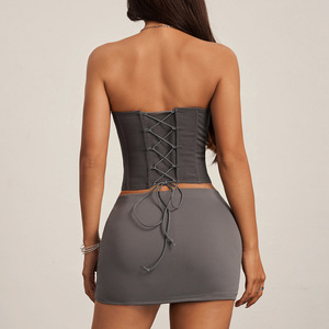 Top Corsetto Punk Y2K Senza Spalline in Rete con Dettaglio Catena Laterale e Allacciatura Posteriore, Bustier Slim Modellante per Bar e Discoteca, per Donne - Product Image 2