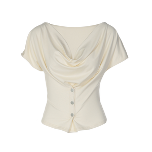 Camiseta elegante de manga corta con cuello tipo capucha y detalle de cierre, top ajustado con fruncido para mujer - Product Image 1