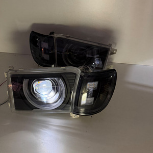 4 Pezzi Fari LED per Auto con Indicatori di Direzione KZN185 RZN185 per Toyota Hilux Surf 4Runner 8115035310 8111035330 1996 1997 1998 1999 2000 - Product Image 4