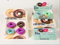 Boîte à donuts rectangulaire en carton ondulé avec logo personnalisé, matériaux recyclés biodégradables, doublure en éponge gaufrée