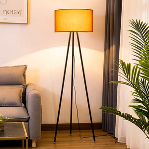 Thiết kế hiện đại linen vải thường vụ đèn sàn với LED Tripod cơ sở kim loại cho khách sạn phòng đọc sách hoặc phòng ngủ trang trí - Product Image 2