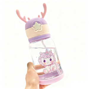 Vaso de agua de plástico con pajita para niños al por mayor, diseño de dibujos animados, botella portátil para estudiantes, gran capacidad para bebés - Product Image 5