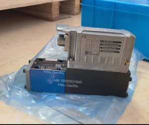 Nuevo y Original: Controlador Direccional Proporcional 4WRPEH6C4B40L-2X/G24K0/A1M 0811404613 - Product Image 1