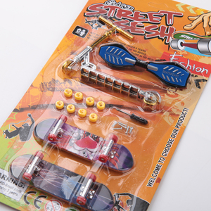 Juego de monopatín de dedo para niños de gran oferta con scooter y herramientas Embalaje de tarjeta de blíster de plástico para diversión de embarque - Product Image 5