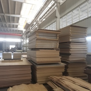 Núcleo de estilo moderno Juguete Artes Muebles Construcción Madera contrachapada 4X8 18mm Núcleo de eucalipto de álamo Recubrimiento UV Madera Abedul Chapa Pino - Product Image 5