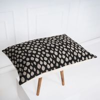 Housse de coussin style ferme à motifs imprimés, motif feuilles noir et blanc, housse de coussin décorative, matériaux et tailles personnalisables