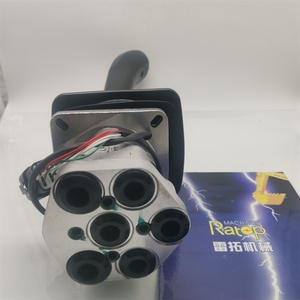 Pièces d'excavatrice DX180, joystick K1000556H, commande à distance, valve pilote K1000556H 110925-00464 - Product Image 4