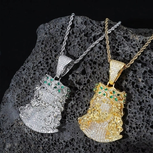 Neue Hip-Hop-Halskette mit vergoldetem Messinganhänger, Zirkonia-Besatz und JESUS-Motiv, modischer Schmuck für Damen und Herren - Product Image 1