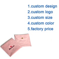 Pochette en daim rose pâle avec bouton pour bijoux, sac à pression pour collier avec logo brodé personnalisé