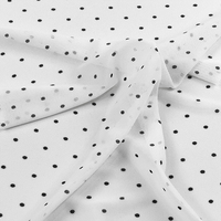 Tissu en nylon et élasthanne tricoté, extensible dans les quatre sens, 80 g/m², en polyamide fin, imprimé personnalisé, certifié Oeko-Tex Standard, pour culottes.