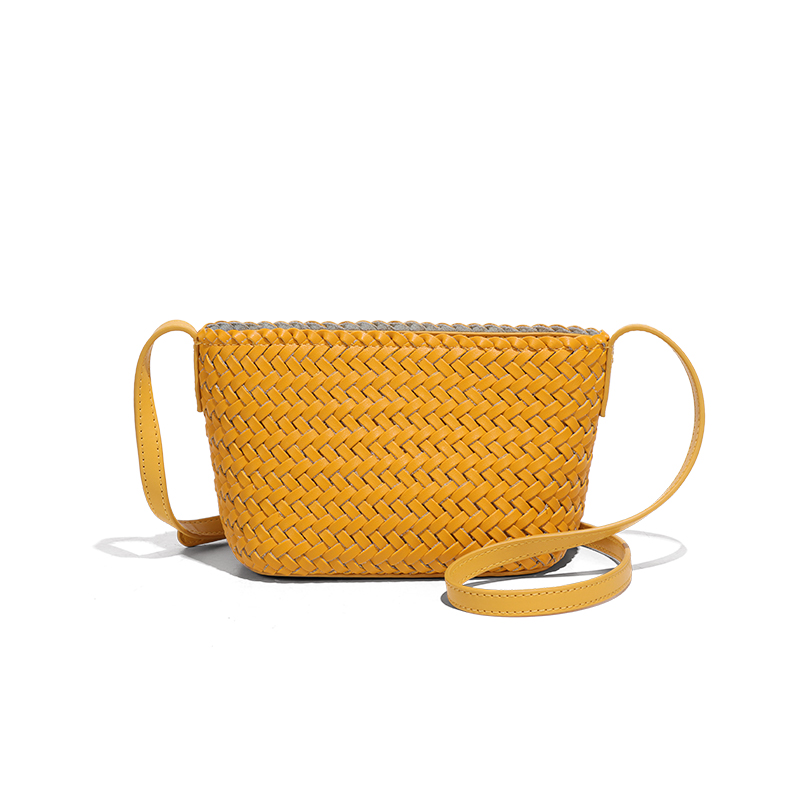 B2536-1 # Lumière du soleil jaune