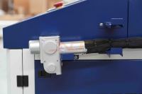 Machine de nettoyage au laser à onde continue 6000W, décapant industriel pour la rouille et la peinture, largeur de nettoyage maximale de 620 mm, câble de 25 m