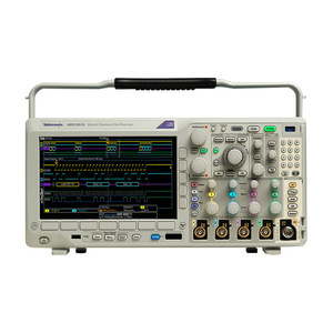 Osciloscopio de Dominio Mixto Tektronix MDO3024, 4 Canales, 1 GHz de Ancho de Banda, Osciloscopio Digital - Product Image 1