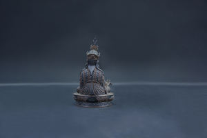 Statua di <span class=keywords><strong>Buddha</strong></span> Padmasambhava Placcata in Bronzo, Scultura Stampata Digitalmente, Fusione Personalizzata in Metallo, su Misura a Grandezza Naturale - Product Image 3